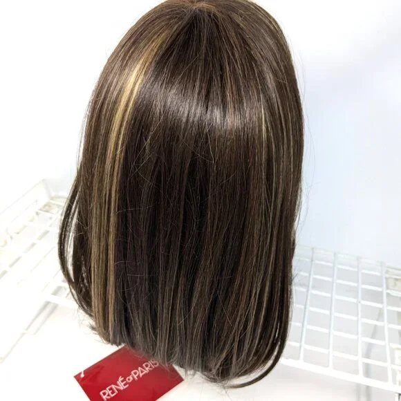 Renee of Paris Brown highlighted Bob Wig NIB Medium Length Brunette Lace front - Picture 8 of 15